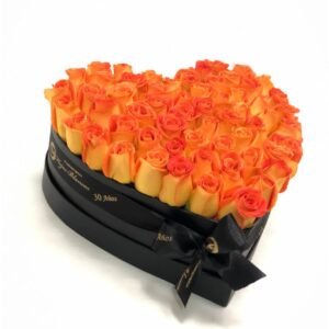 Ramo de rosas salmón en corazón